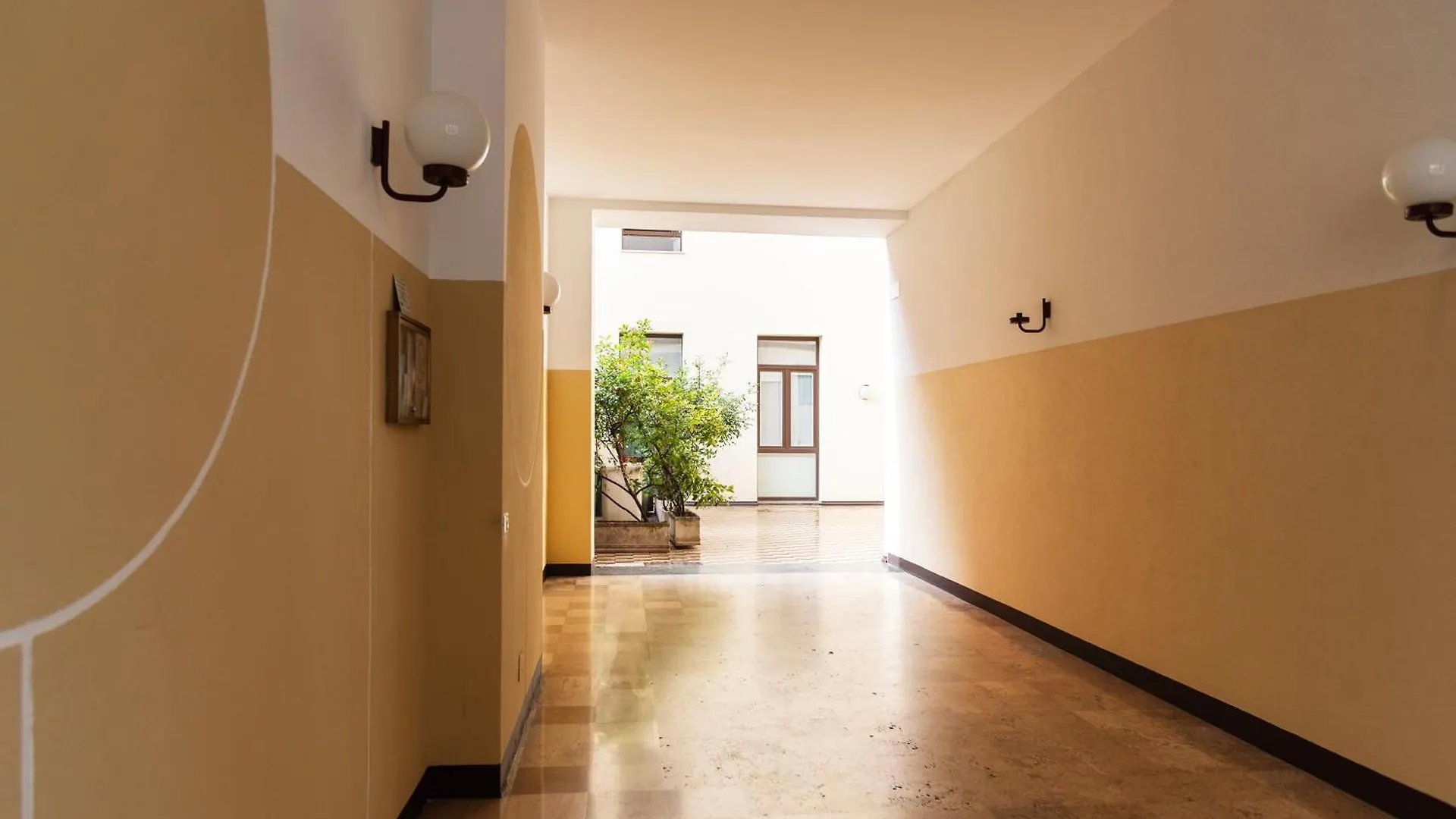 Youhosty - Lecco 11 Milán Apartamento