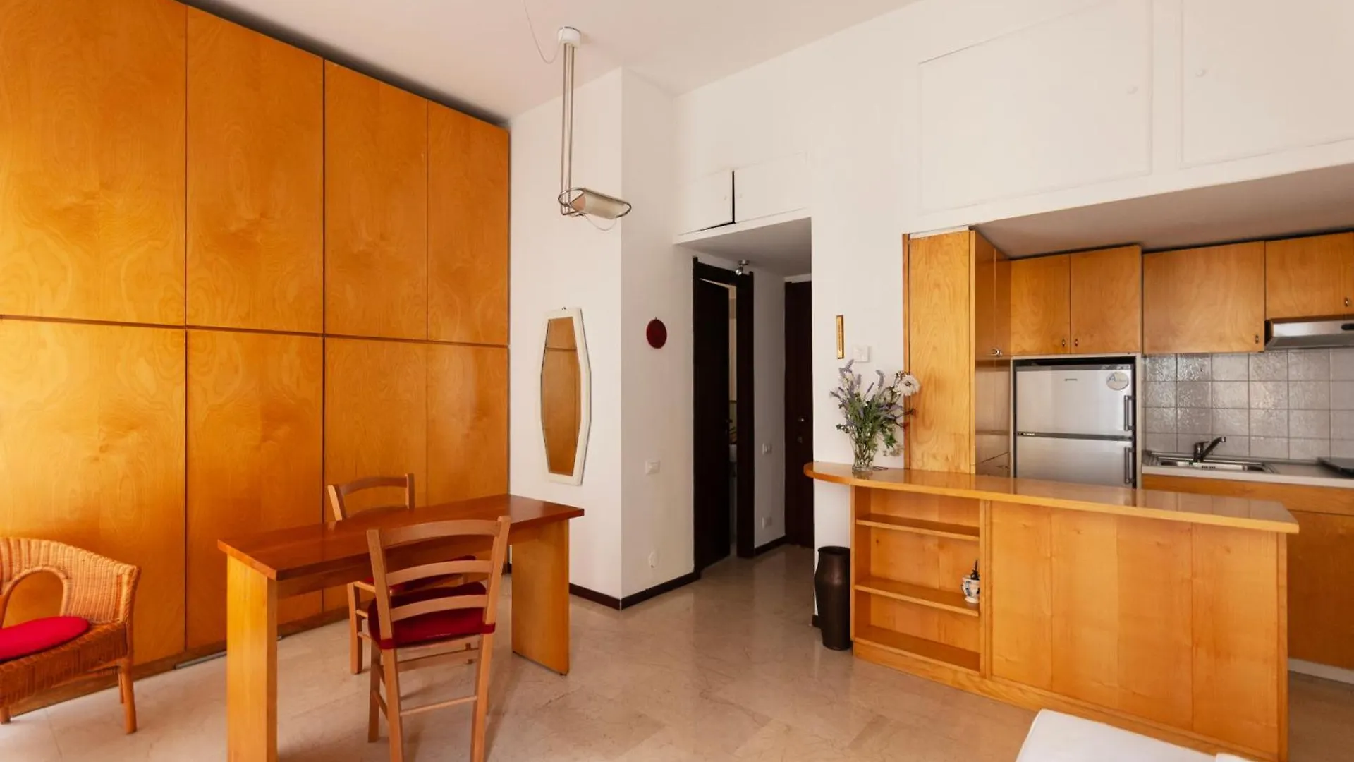 Youhosty - Lecco 11 Milán Apartamento
