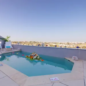 Salmar Court Hal Ghaxiak